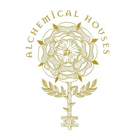 Апартаменты House Of Magic - Due Torri Болонья Экстерьер фото